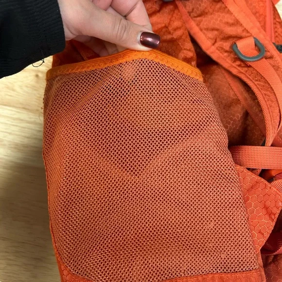 Neekfox 35L hiking travel backpack - Picture 7 of 11